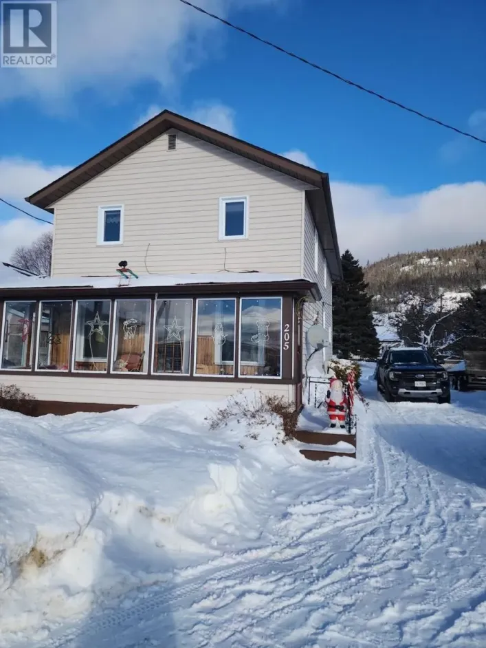 205 ONTARIO ST, SCHREIBER