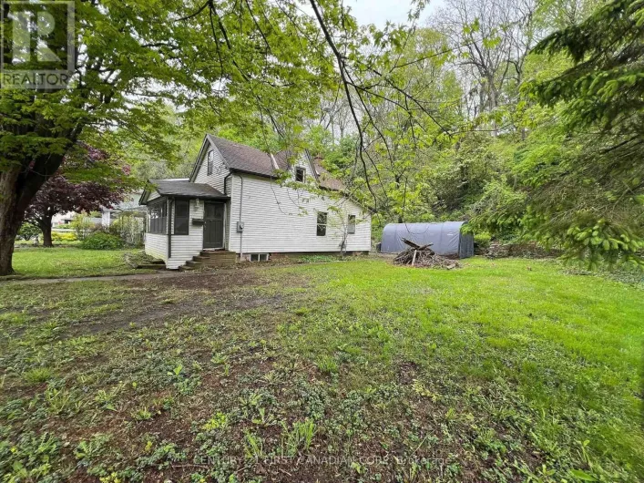 205 ORCHARD STREET, Central Elgin