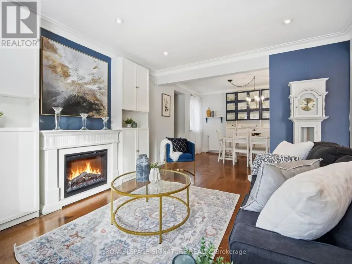 205 PRINCE EDWARD DRIVE S, Toronto