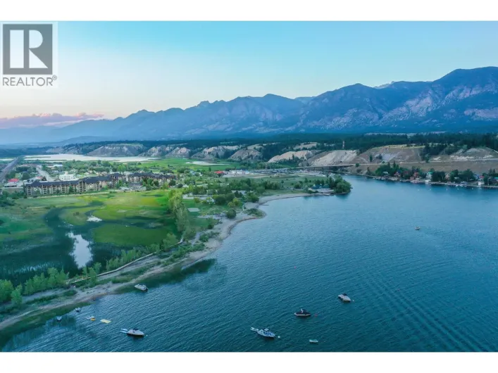 205 Third Avenue Unit# 2104, Invermere