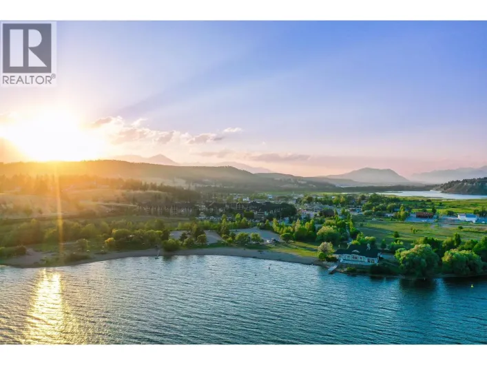 205 Third Avenue Unit# 2201, Invermere