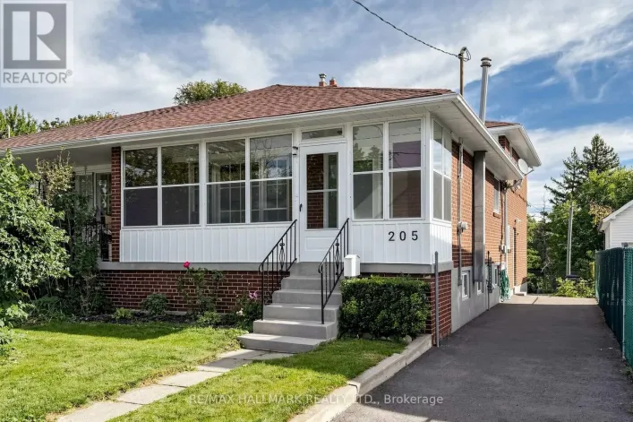 205 VAUXHALL DRIVE, Toronto