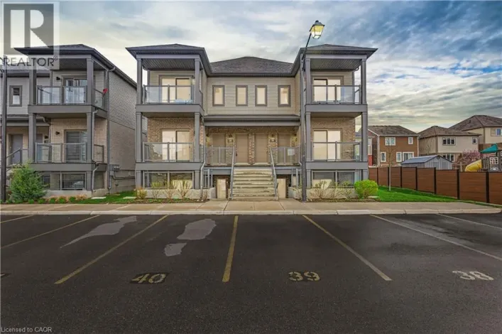 205 WEST OAK Trail Unit# 42, Kitchener