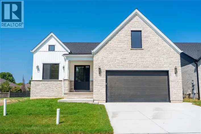 2052 MARION AVENUE, Sarnia