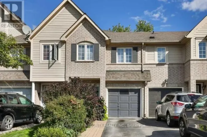 2054 GLENHAMPTON ROAD, Oakville