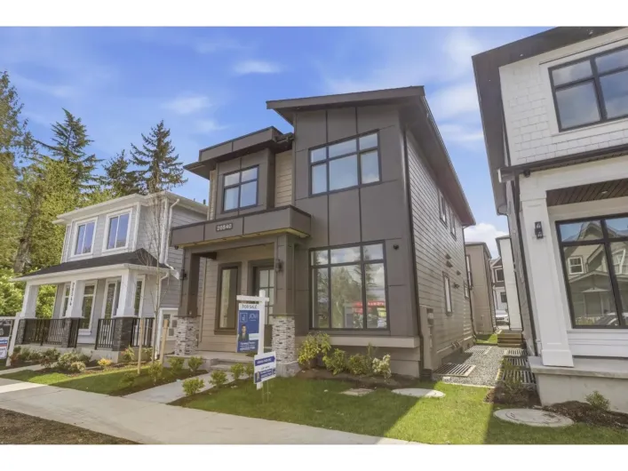 20540 76 AVENUE, Langley