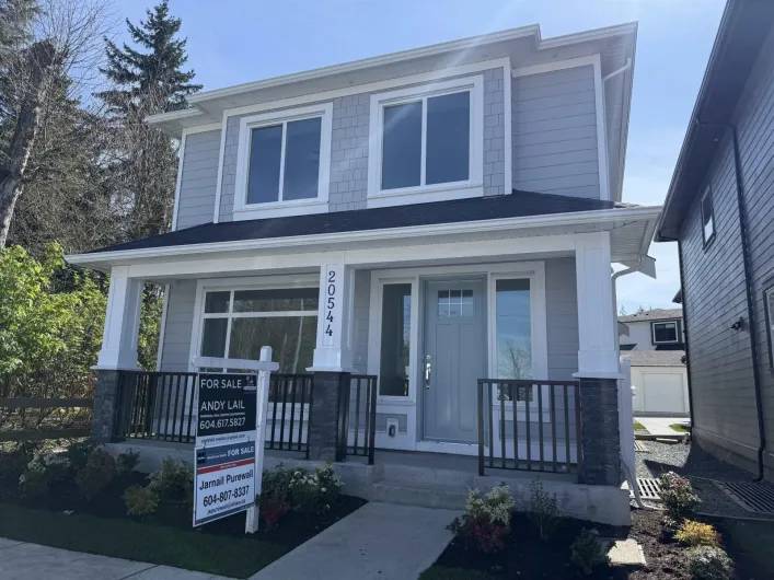 20544 76 AVENUE, Langley