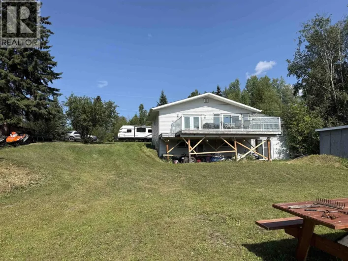 House for sale: 2055 GEROW ISLAND ROAD, Burns Lake