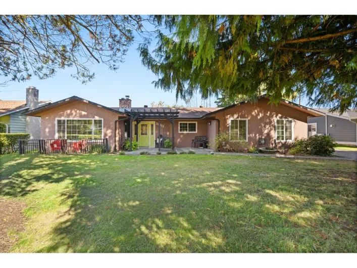 20553 43A AVENUE, Langley