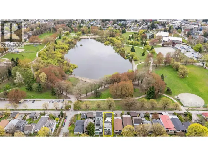 2056 E 13TH AVENUE, Vancouver