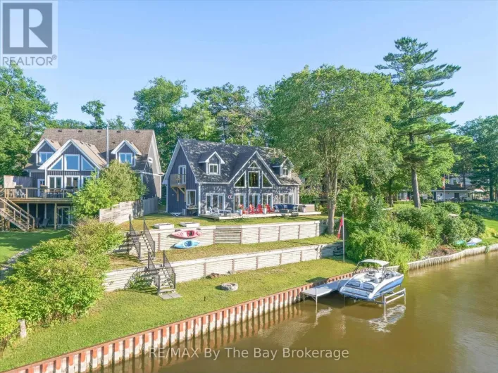 2056 RIVER ROAD W, Wasaga Beach