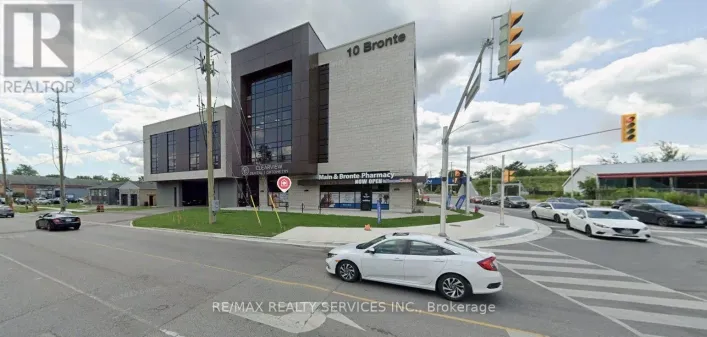 206 - 10 BRONTE STREET S, Milton