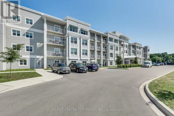 206 - 100 THE PROMENADE, Central Elgin