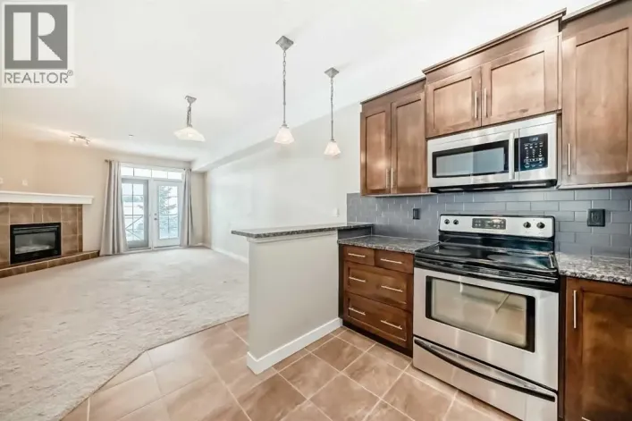 206, 1005B Westmount Drive, Strathmore