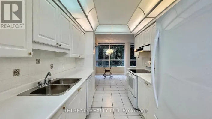 206 - 11 TOWNSGATE DRIVE, Vaughan