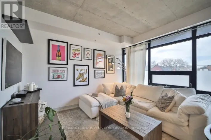 206 - 1239 DUNDAS STREET W, Toronto