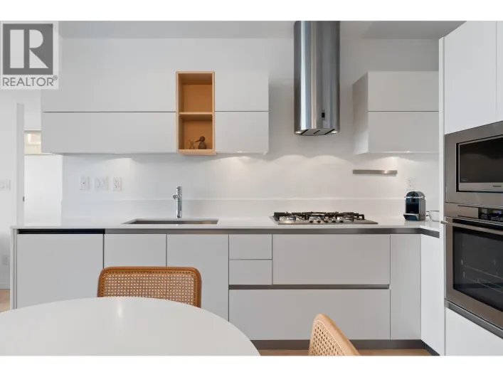 206 133 E 8TH AVENUE, Vancouver