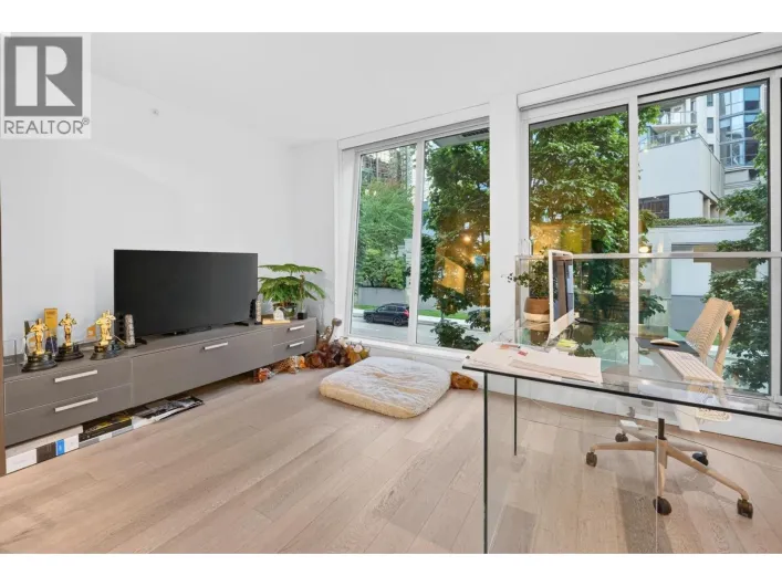 206 1477 W PENDER STREET, Vancouver