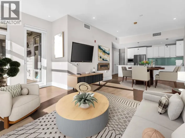 206 1591 BOWSER AVENUE, North Vancouver