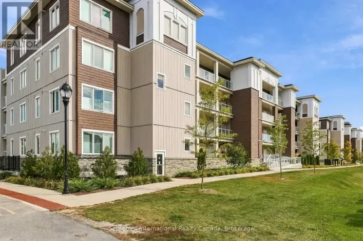206 - 17 SPOONER CRESCENT, Collingwood