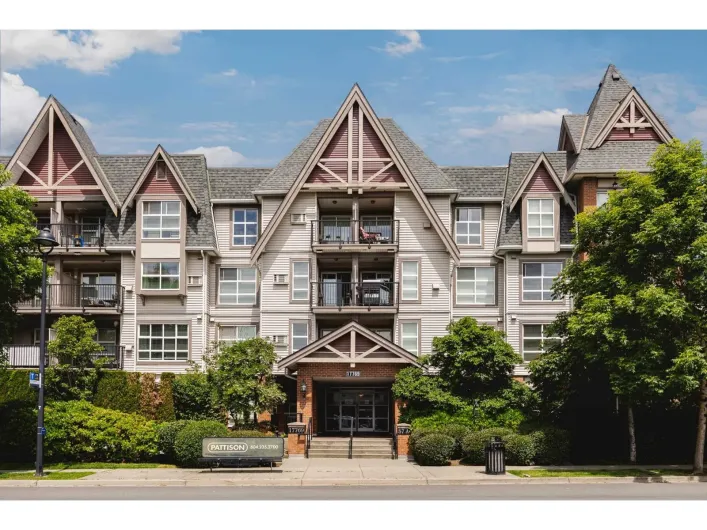 206 17769 57 AVENUE, Surrey