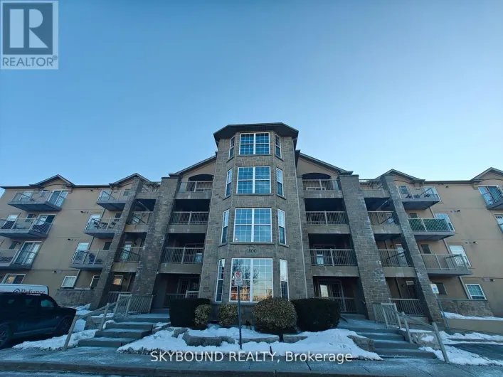 Apartment for sale: 206 - 1800 WALKERS LINE, Burlington