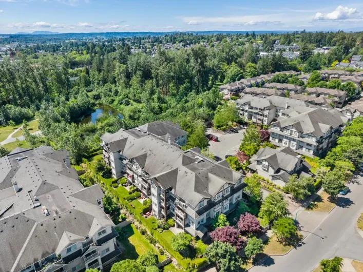 206 19340 65 AVENUE, Surrey