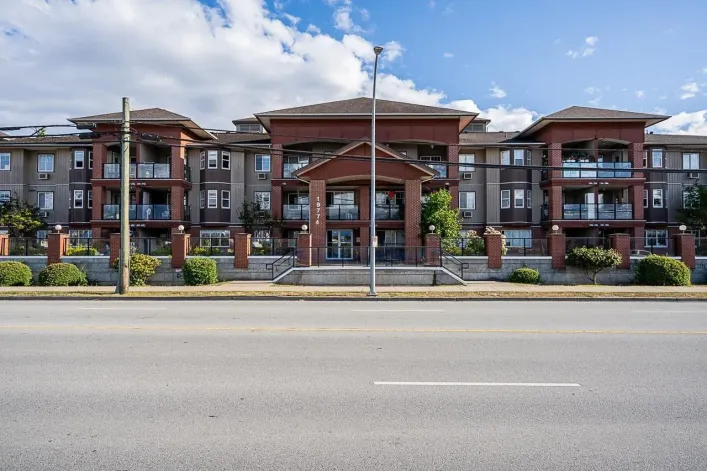 206 19774 56 AVENUE, Langley