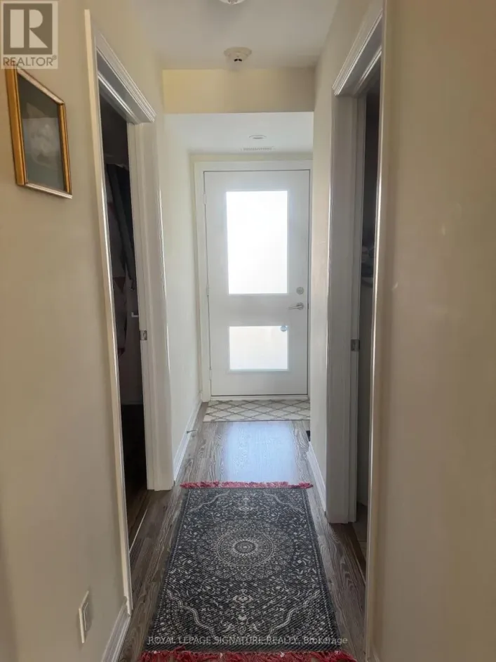 206 - 2 COVE COURT, Collingwood