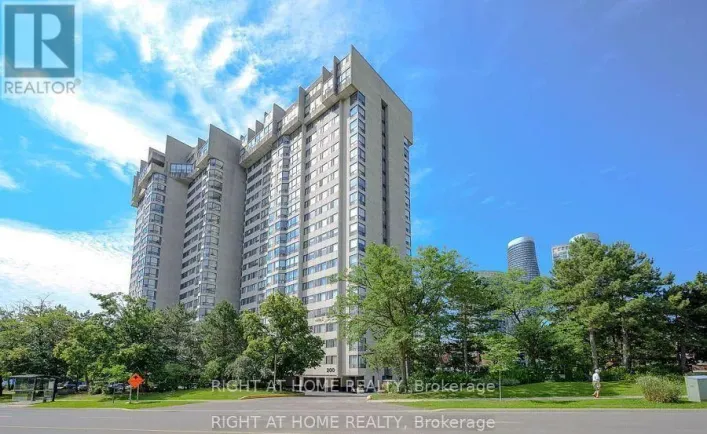 206 - 200 ROBERT SPECK PARKWAY, Mississauga