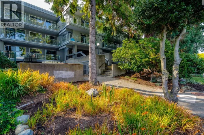 206 2022 Foul Bay Rd, Victoria