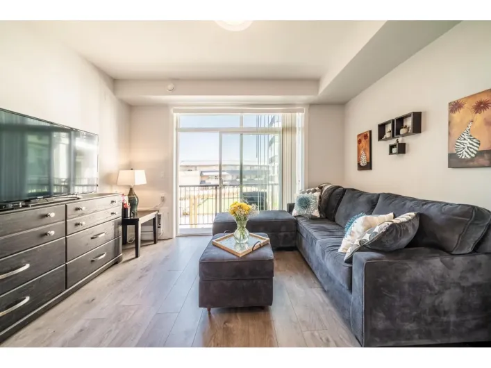 206 20686 EASTLEIGH CRESCENT, Langley