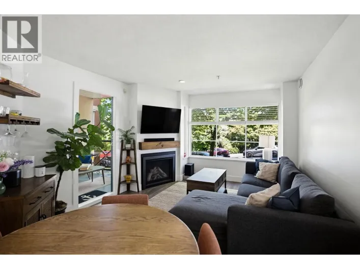 206 2388 TRIUMPH STREET, Vancouver