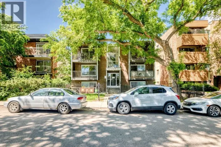 206, 2417 17 Street SW, Calgary