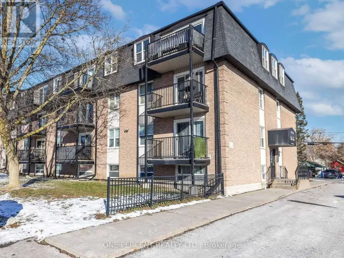 206 - 25 COLLEGE STREET E, Belleville