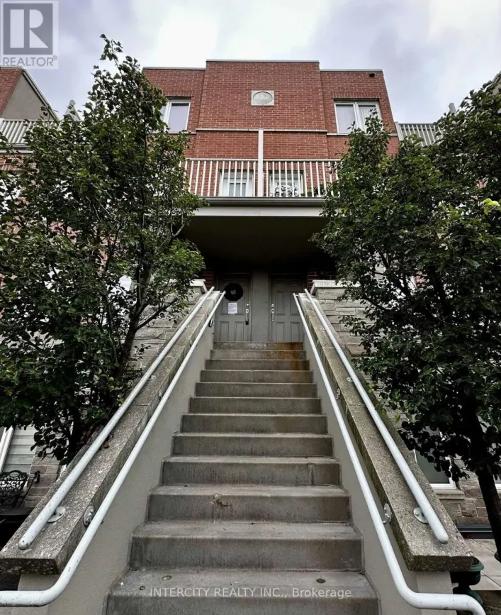 206 - 25 RICHGROVE DRIVE, Toronto