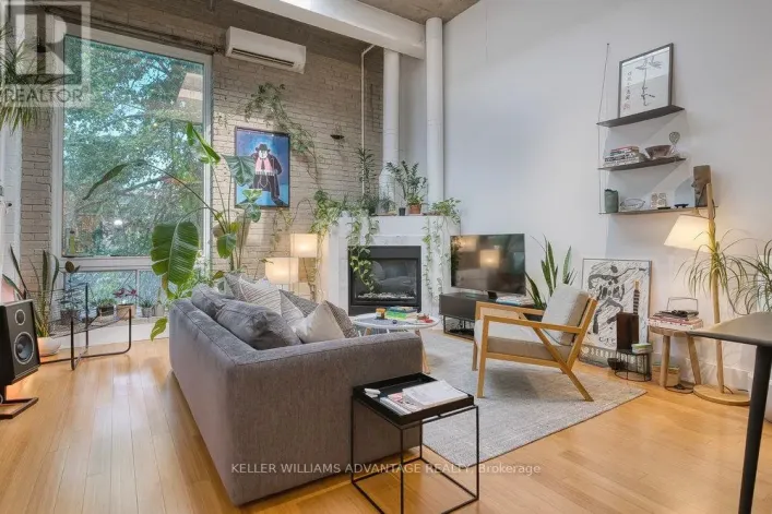 206 - 264 SEATON STREET, Toronto