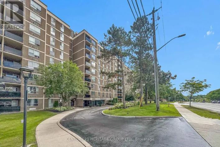 206 - 2835 ISLINGTON AVENUE, Toronto