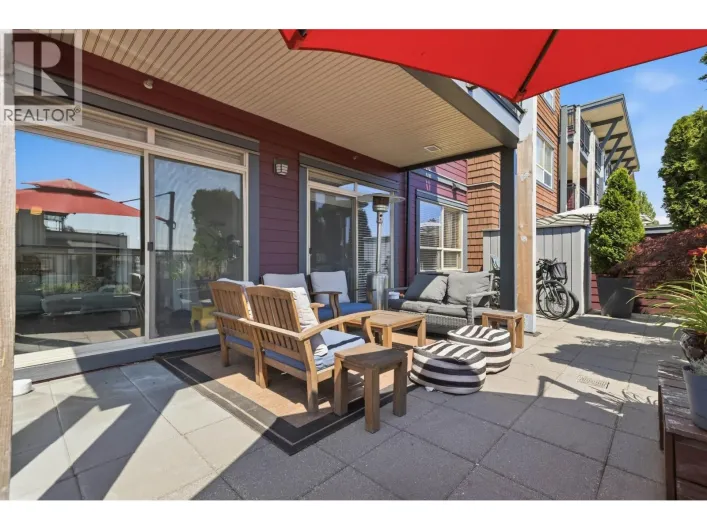 206 288 HAMPTON STREET, New Westminster