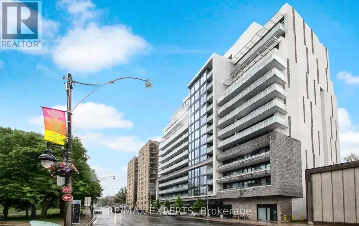 Apartment for rent: 206 - 3018 YONGE STREET, Toronto