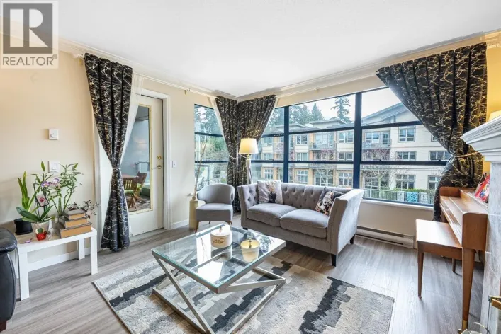 206 3151 WOODBINE DRIVE, North Vancouver