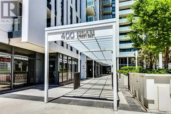 206 - 400 ADELAIDE STREET E, Toronto