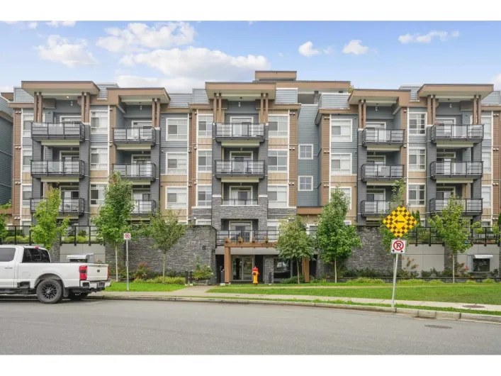 206 45562 AIRPORT ROAD|Chilliwack Proper South, Chilliwack