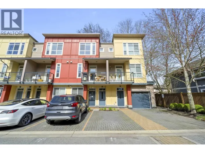 206 4808 LINDEN DRIVE, Delta