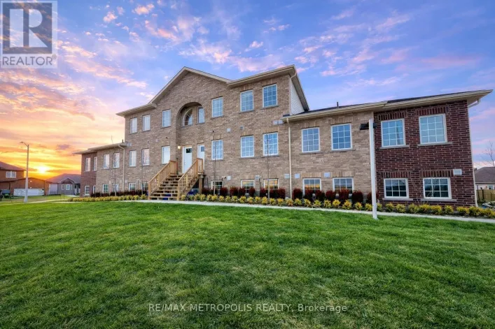 206 - 50 MAPLE AVENUE, Asphodel-Norwood