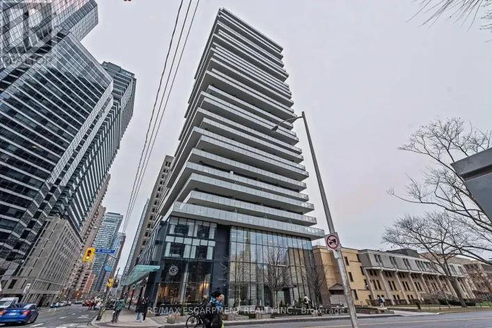 206 - 57 ST JOSEPH STREET, Toronto