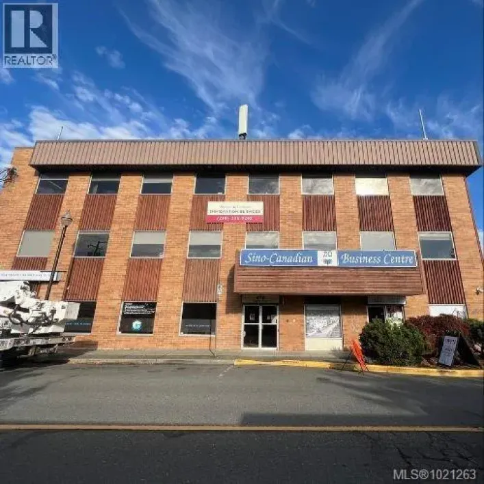 206 576 England Ave, Courtenay