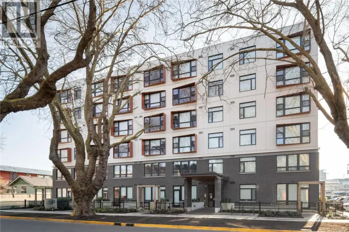 206 629 Speed Ave, Victoria