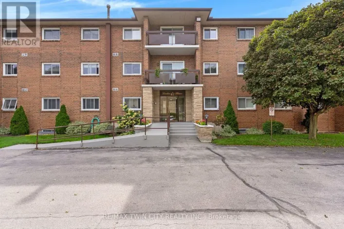 206 - 67 BRECKENRIDGE DRIVE, Kitchener