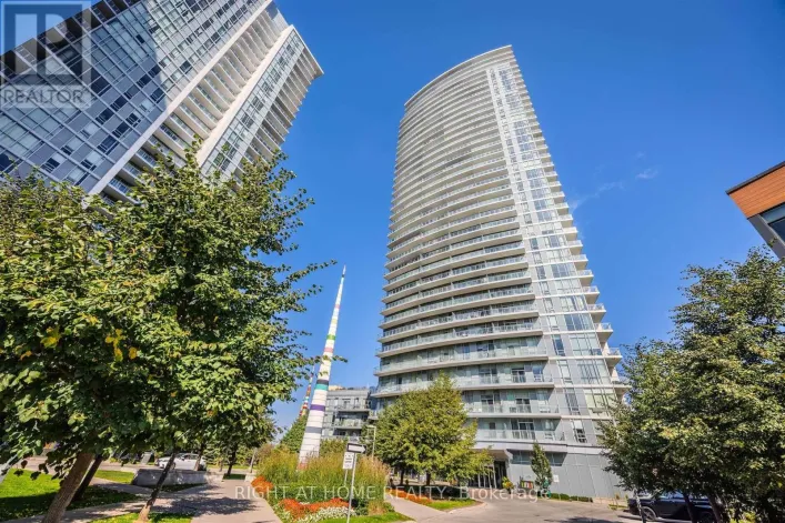 206 - 70 FOREST MANOR ROAD, Toronto